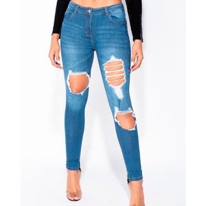 Distressed Skinny Jeans